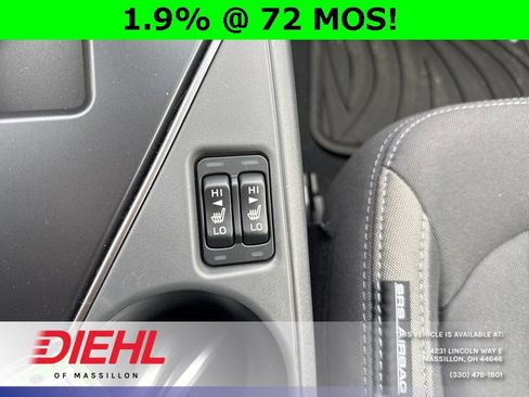 Used 2025 Subaru Crosstrek 2.0i Premium image 18