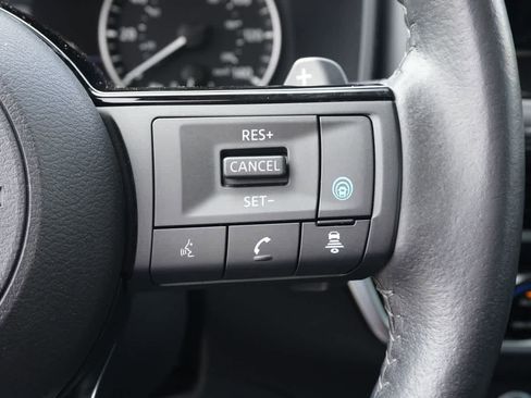 Used 2023 Nissan Rogue SL w/ SL Premium Package image 28