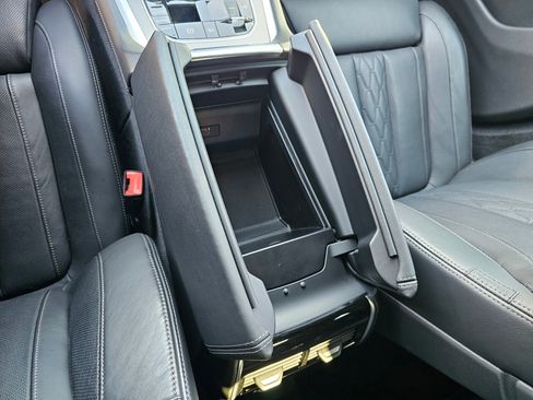 Used 2021 BMW X6 xDrive40i w/ M Sport Package image 57