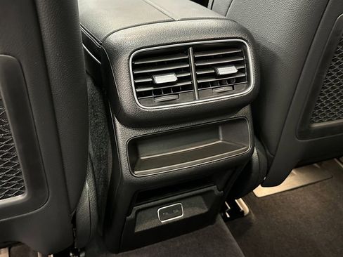 Certified 2025 Mercedes-Benz GLE 350 4MATIC image 25