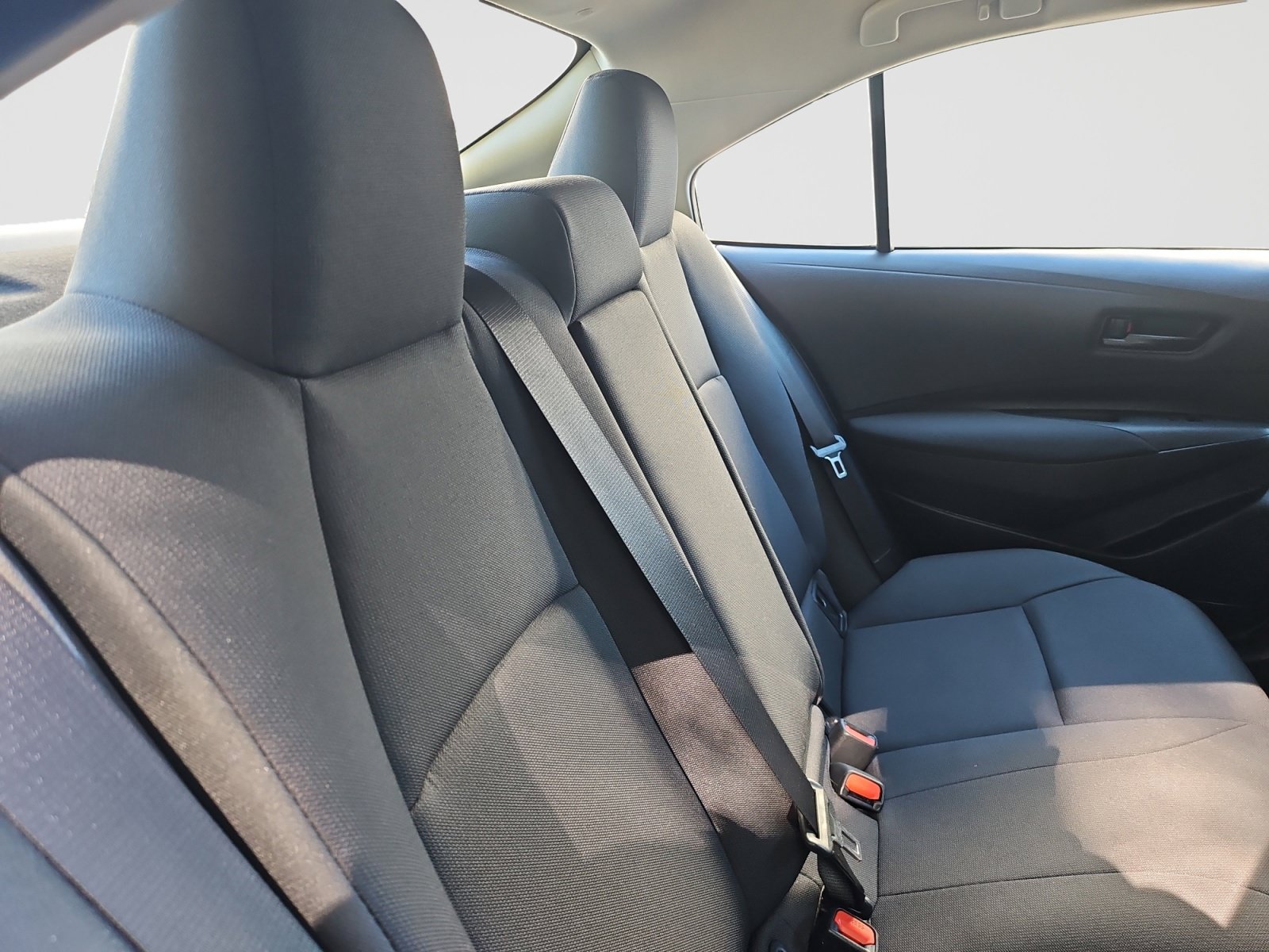 Used 2024 Toyota Corolla LE FWD image 45