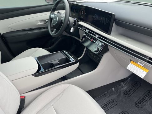 New 2026 Hyundai Tucson Blue SE AWD/4WD image 10