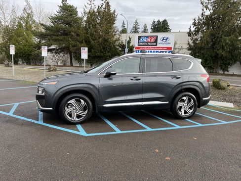 Used 2022 Hyundai Santa Fe SEL w/ Convenience Package image 2