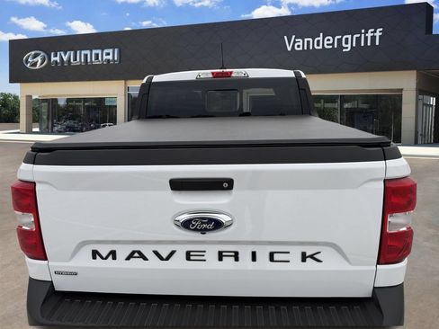 Used 2024 Ford Maverick Lariat FWD image 6
