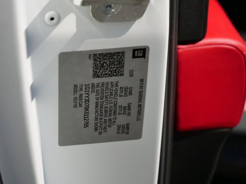 Used 2019 Chevrolet Corvette Grand Sport RWD image 37