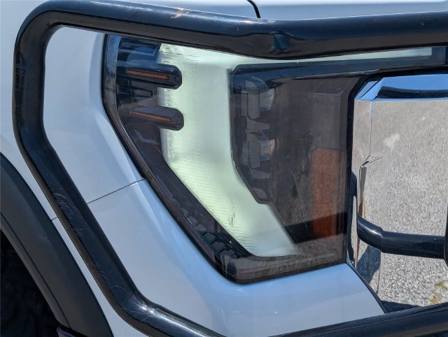 Used 2024 GMC Sierra 2500 Pro AWD/4WD image 4