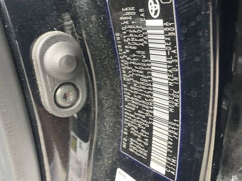 Used 2024 Toyota Corolla LE image 9