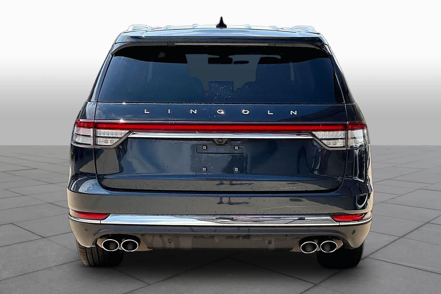 Used 2023 Lincoln Aviator Reserve w/ Equipment Group 201A AWD/4WD image 5