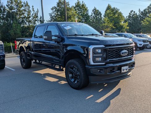 Certified 2024 Ford F250 Lariat w/ Lariat Ultimate Package AWD/4WD image 1