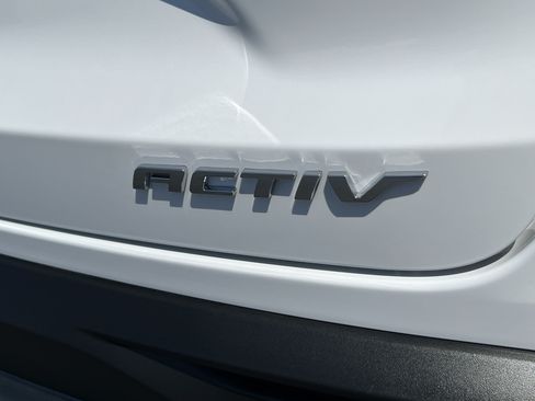 Used 2026 Chevrolet Trax ACTIV w/ Driver Confidence Package FWD image 10
