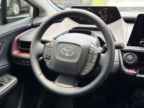 New 2026 Toyota Prius Plug-In Hybrid FWD image 28