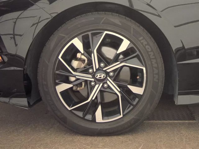 Used 2025 Hyundai Sonata SEL FWD image 20