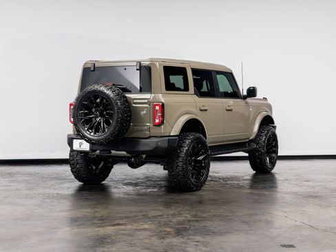 Used 2025 Ford Bronco Outer Banks image 21