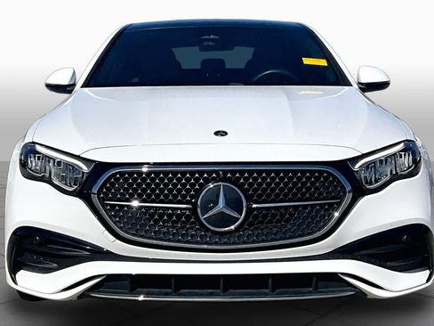 Used 2025 Mercedes-Benz E 350 Sedan image 4