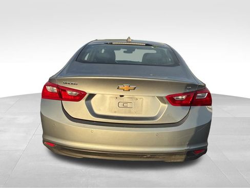 Used 2024 Chevrolet Malibu LT FWD image 4