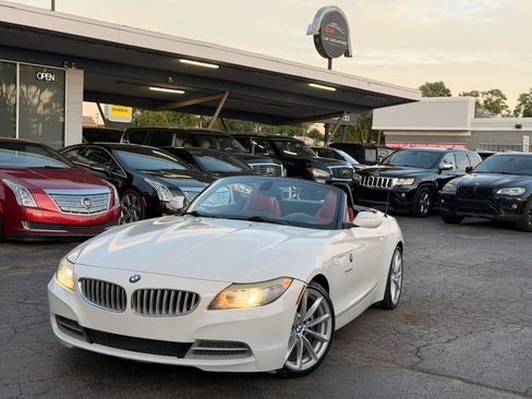 Used 2010 BMW Z4 sDrive35i RWD image 1