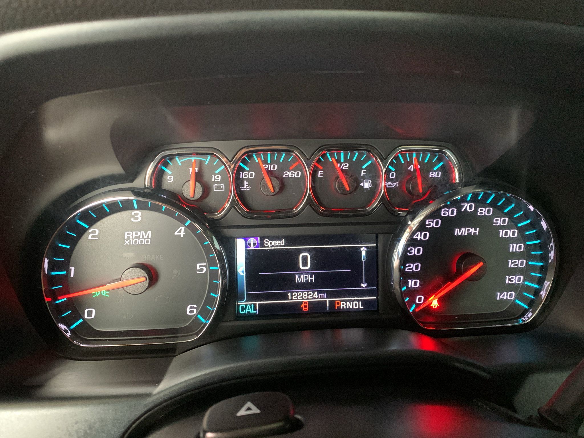 Used 2018 Chevrolet Silverado 1500 LT AWD/4WD image 16