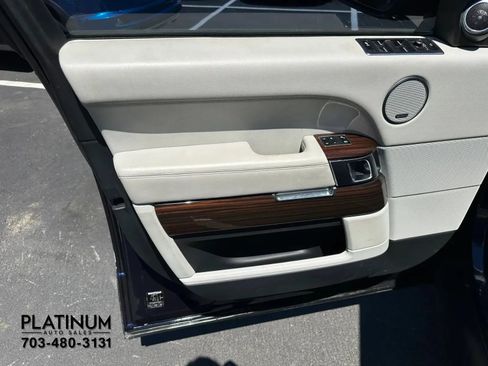 Used 2015 Land Rover Range Rover HSE AWD/4WD image 17