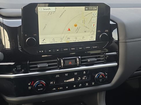 New 2025 Nissan Pathfinder Platinum image 17