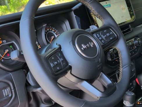 New 2025 Jeep Wrangler Unlimited Rubicon 392 image 31