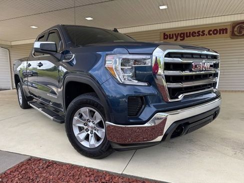 Used 2019 GMC Sierra 1500 SLE w/ SLE Value Package AWD/4WD image 2