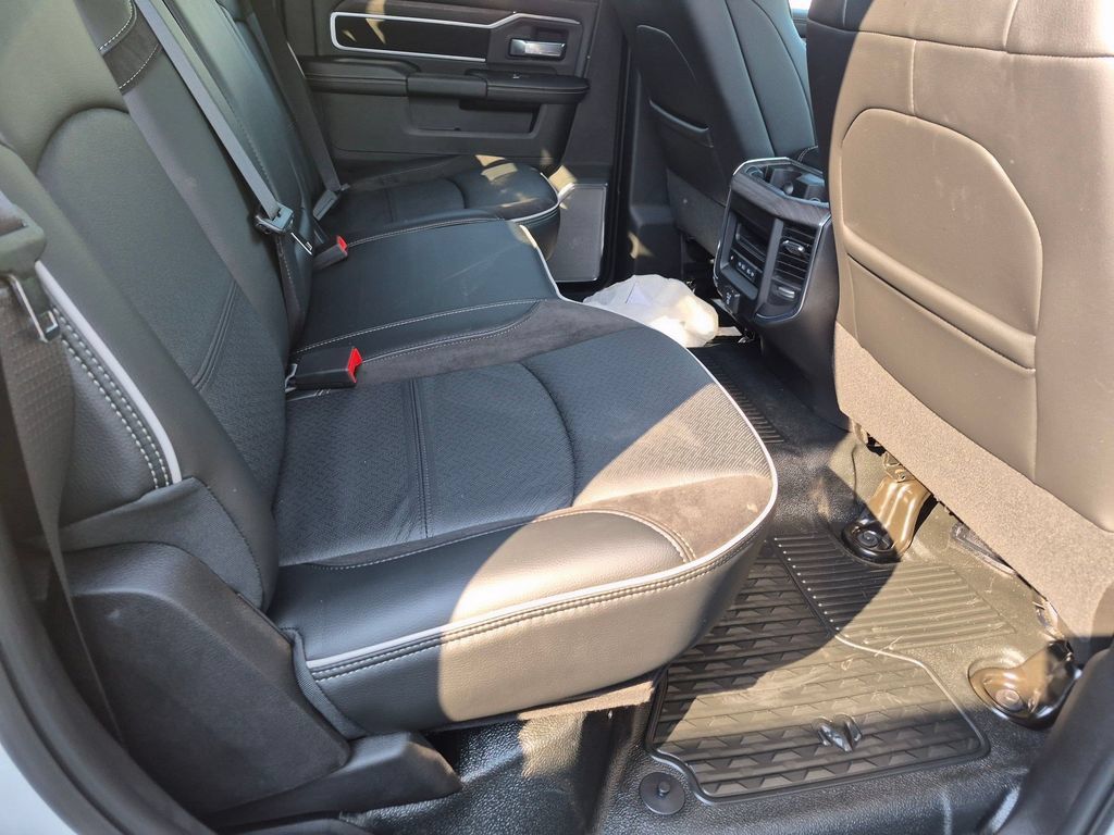 New 2026 RAM 5500 4x4 Crew Cab w/ Laramie Trim Package image 25