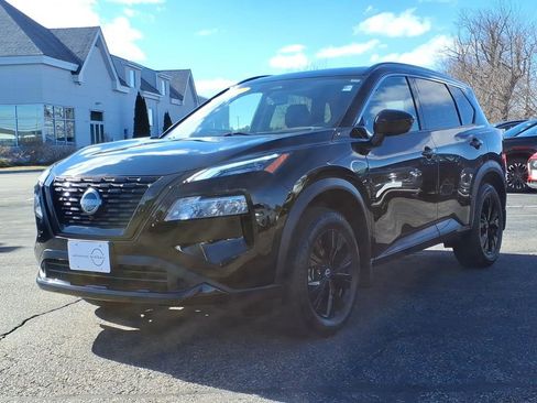 Certified 2023 Nissan Rogue SV w/ SV Premium B Package image 28