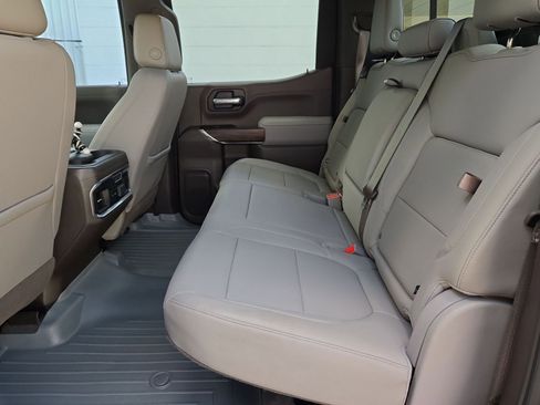 Used 2019 GMC Sierra 1500 SLT w/ SLT Premium Package image 26