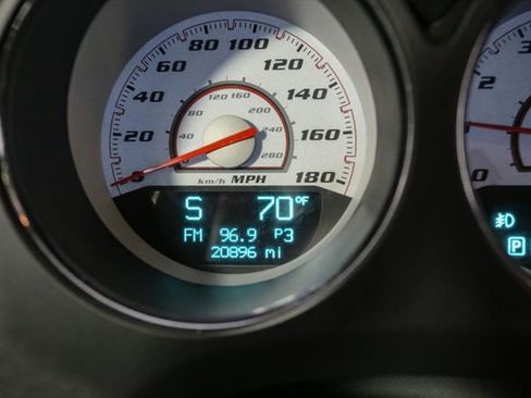 Used 2013 Dodge Challenger SRT8 RWD image 29
