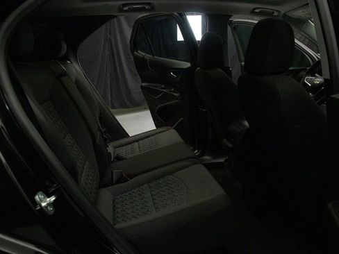 Used 2024 Chevrolet Equinox LT image 18