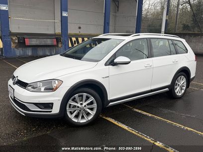 Used 2017 Volkswagen Golf Alltrack SE