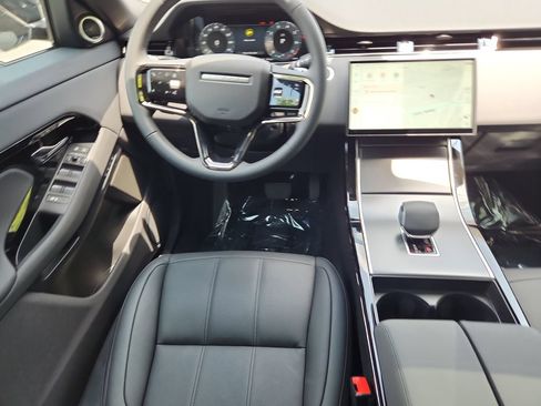 Used 2026 Land Rover Range Rover Evoque S AWD/4WD image 4