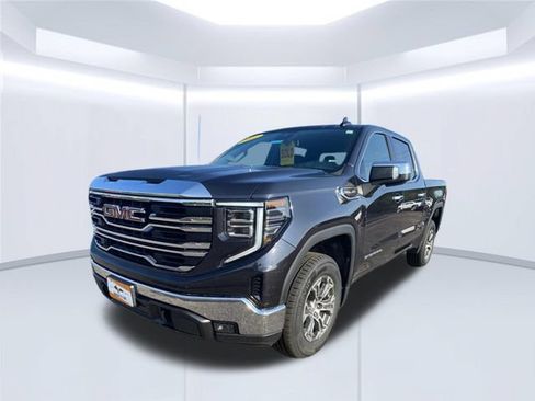 Used 2025 GMC Sierra 1500 SLT AWD/4WD image 13