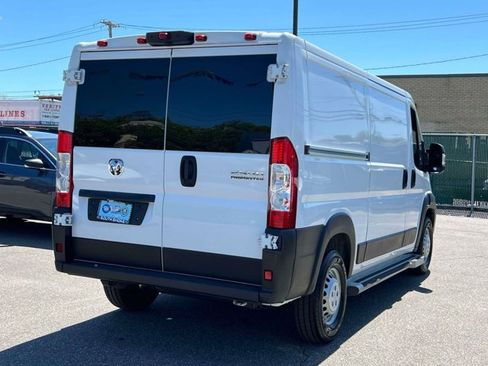 Used 2025 RAM ProMaster 2500 w/ U-Haul Equipment Group FWD image 7