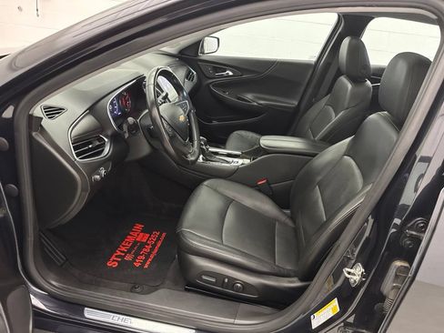 Used 2022 Chevrolet Malibu Premier FWD image 16