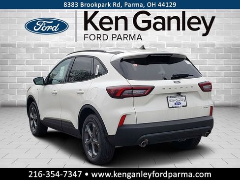 New 2026 Ford Escape ST-Line w/ Cold Weather Package AWD/4WD image 7