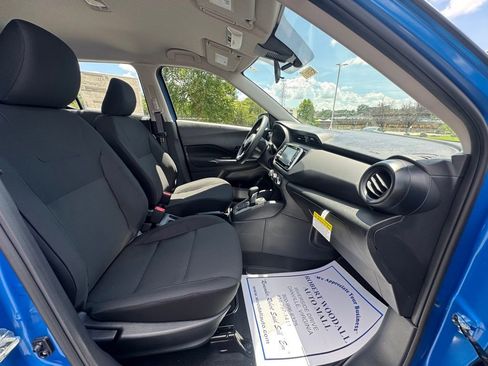 New 2025 Nissan Kicks Play S FWD image 9