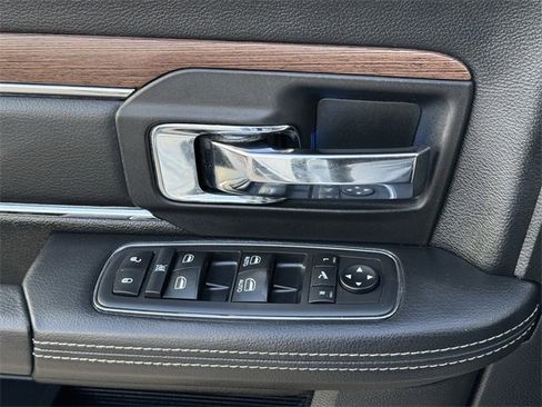 Used 2018 RAM 1500 Laramie w/ Convenience Group image 20