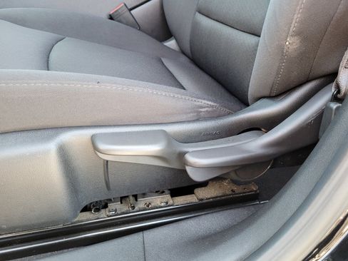 Used 2023 Chevrolet Malibu LS FWD image 12