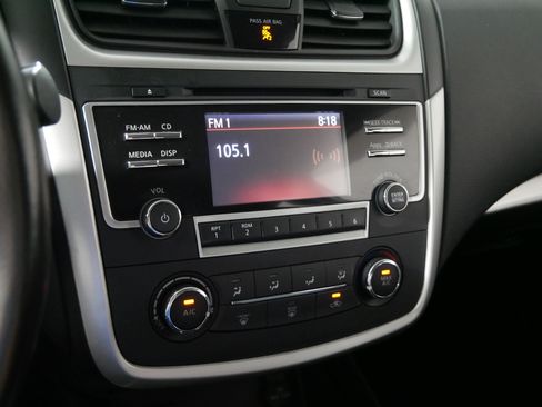 Used 2016 Nissan Altima 2.5 SR FWD image 22