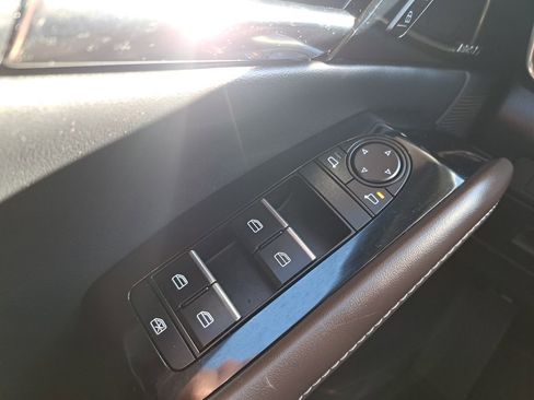 Used 2025 MAZDA CX-30 AWD 2.5 S w/ Premium Package image 23