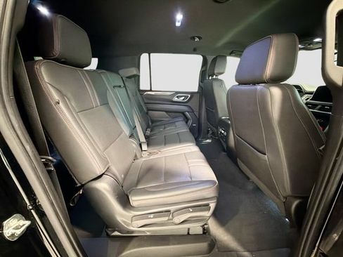 Used 2022 Chevrolet Suburban RST w/ Luxury Package AWD/4WD image 26
