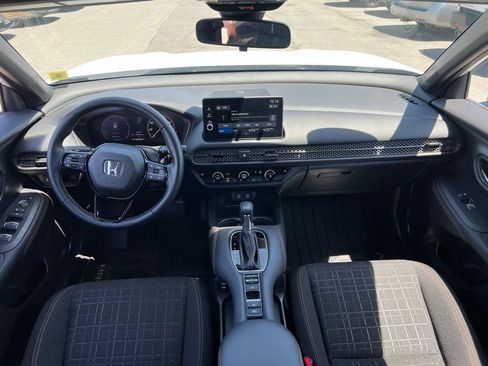 Certified 2026 Honda HR-V Sport image 18