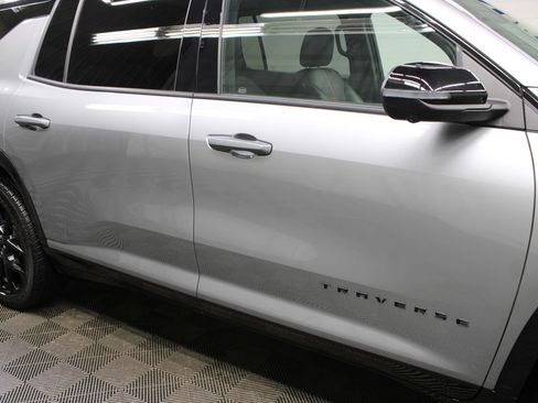 Used 2026 Chevrolet Traverse RS AWD/4WD image 44