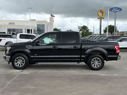 Used 2016 Ford F150 Lariat w/ Trailer Tow Package RWD image 2