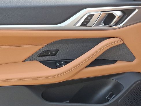 Used 2025 BMW i4 xDrive40i w/ Premium Package image 12