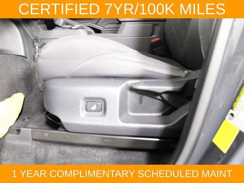Used 2024 Toyota Tacoma SR AWD/4WD image 15