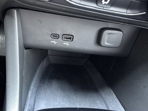 Used 2025 Buick Encore GX Preferred image 33