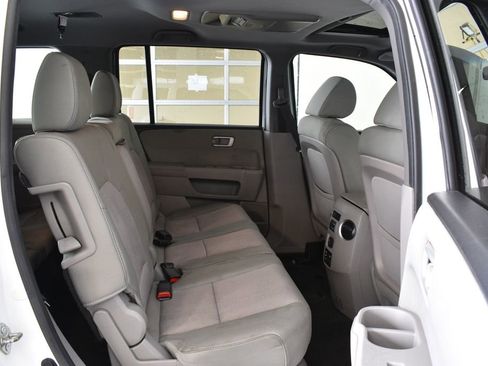 Used 2015 Honda Pilot SE image 28