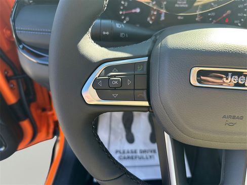 New 2026 Jeep Compass Latitude image 21